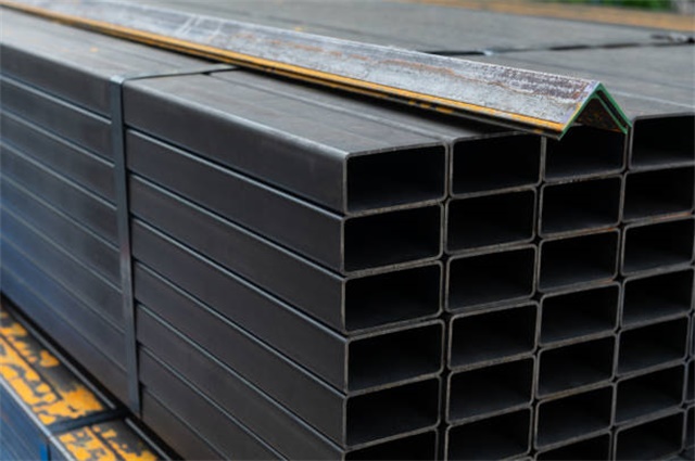 丹巴大口径Q355B无缝方管生产工艺 无缝挤压成型技术